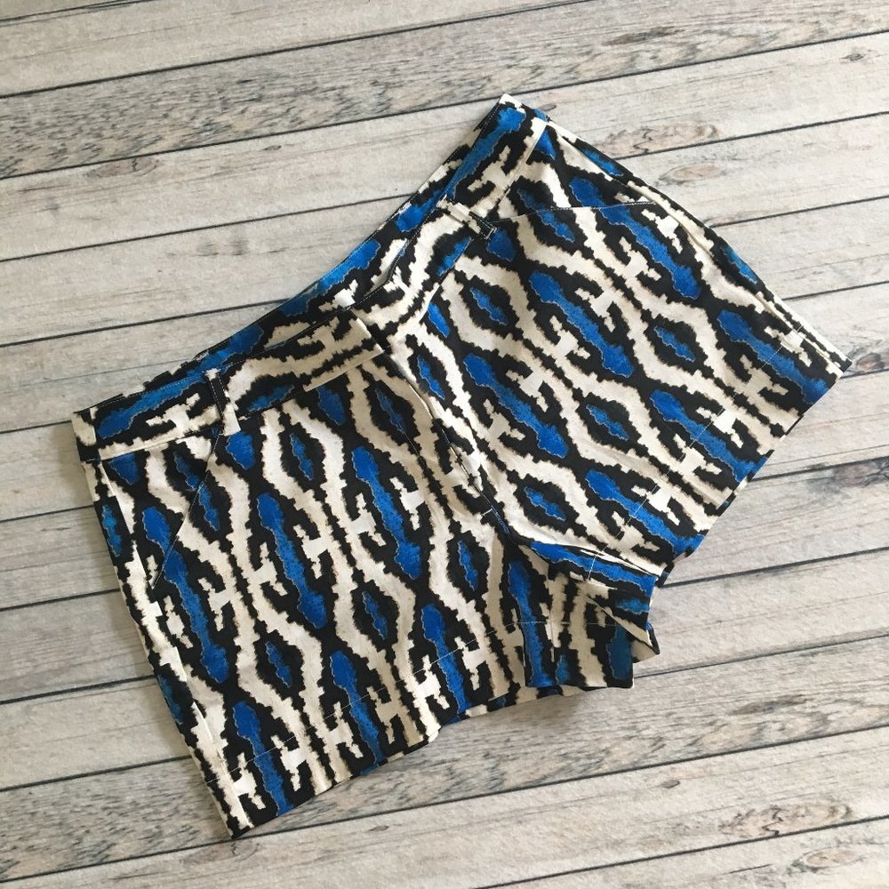 Nicole Miller Ikat tribal print shorts 8 M